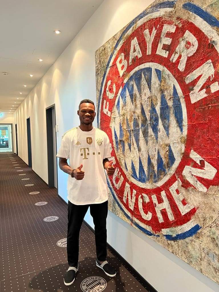 Football : l’Ecureuil Désiré Sègbè Azankpo signe au FC Bayern Munich