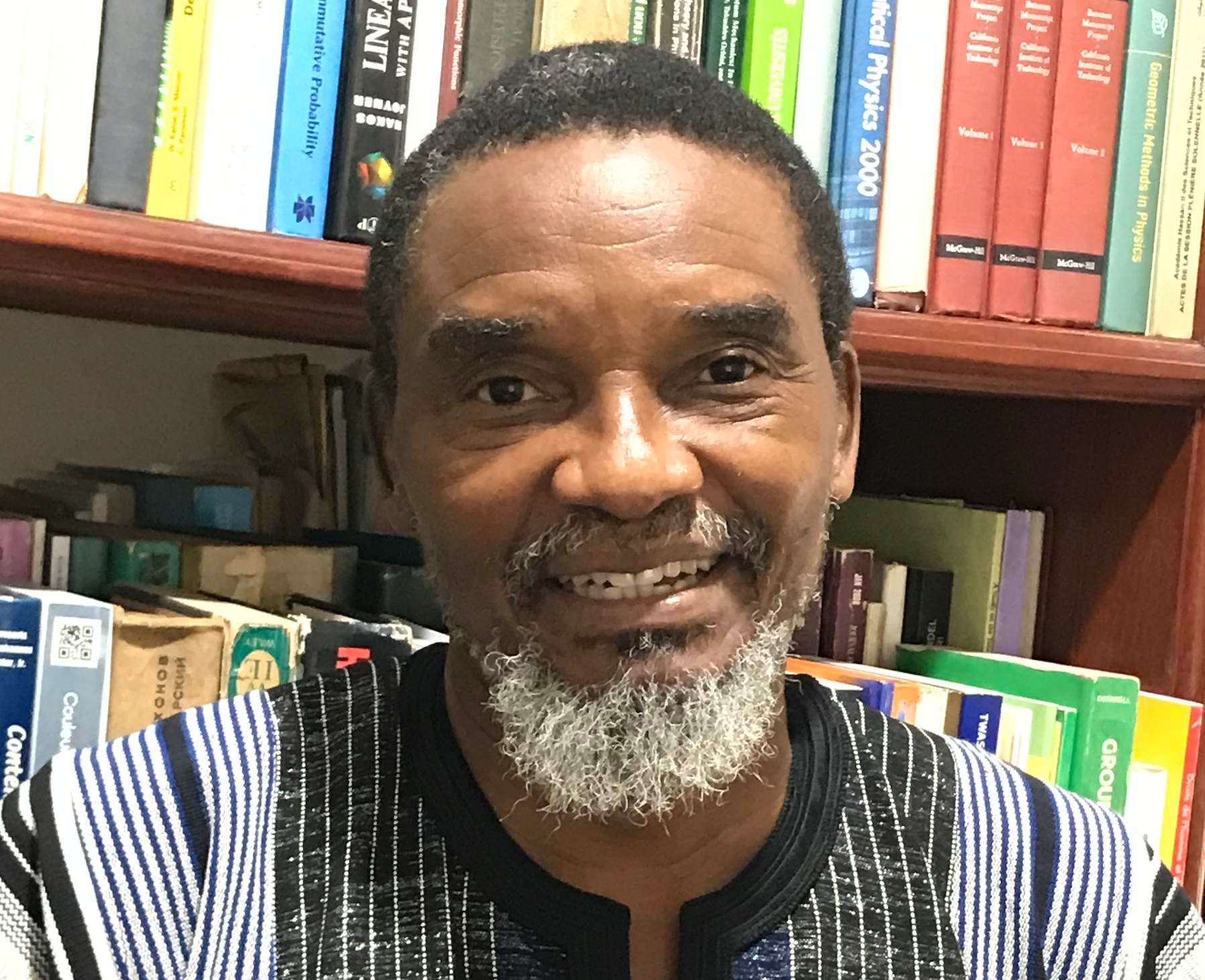 Pour son leadership international en physique : l’AIP décerne la médaille Tate 2023 au prof Mahouton Norbert Hounkonnou de l’UAC